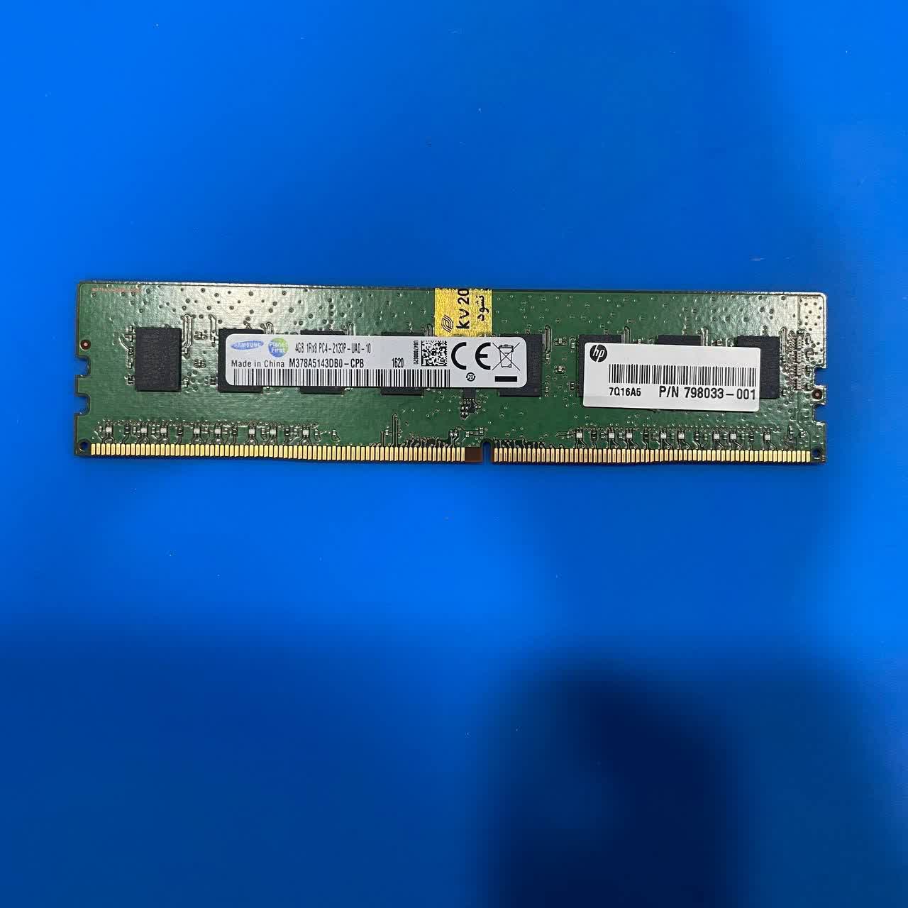 رم کامپیوتر استوک DDR4 ظرفیت 4 گیگابایت فرکانس 2133 برند SAMSUNG